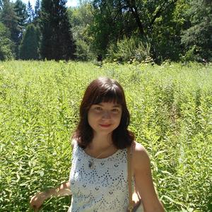 Девушки в Новокуйбышевске: Елена, 30 - ищет парня из Новокуйбышевска