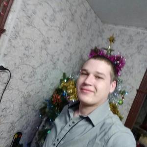 Михаил, 29 лет, Черногорск