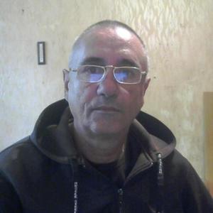 Анатолий, 60 лет, Саратов
