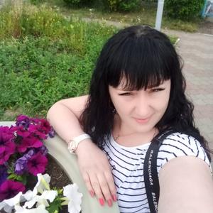 Девушки в Комсомольске-На-Амуре: Екатирина, 35 - ищет парня из Комсомольска-На-Амуре