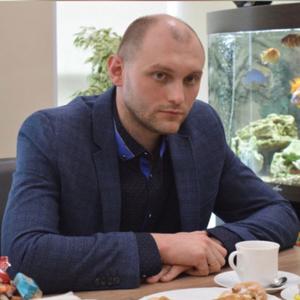 Олег, 38 лет, Москва