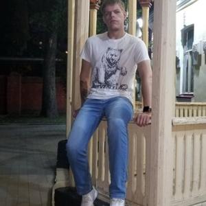 Парни в Владикавказе: Анатолий, 26 - ищет девушку из Владикавказа