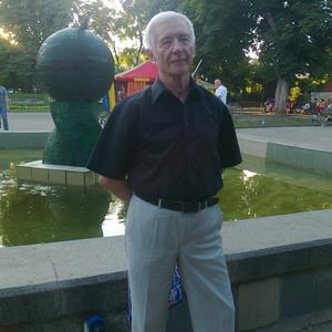 Евгений, 74 года, Саратов