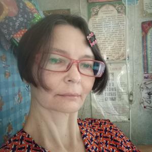 Девушки в Вологде: Елена, 48 - ищет парня из Вологды