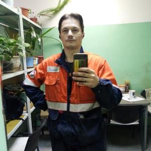 Андрей, 37 лет, Оленегорск