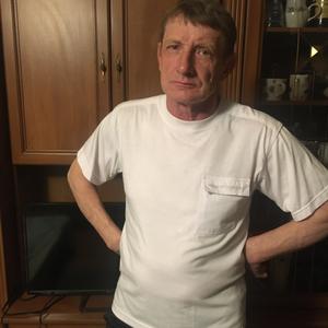 Виктор, 58 лет, Калининград