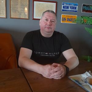 Парни в Вологде: Анатолий, 47 - ищет девушку из Вологды