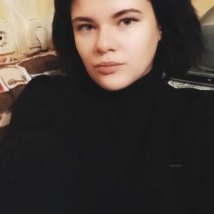 Девушки в Череповце: Юлия, 23 - ищет парня из Череповца