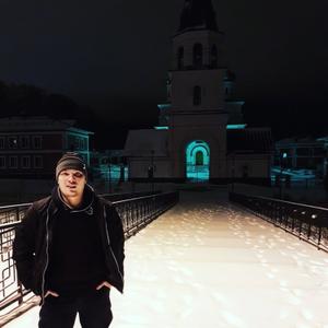 Парни в Череповце: Андрей Петров, 28 - ищет девушку из Череповца