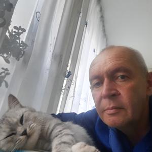 Парни в Нижнекамске: Сергей, 55 - ищет девушку из Нижнекамска