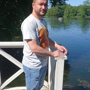 Парни в Гатчине: Александр, 35 - ищет девушку из Гатчины