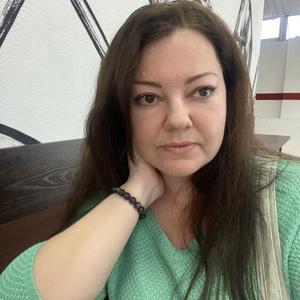 Девушки в Омске: Наталья, 40 - ищет парня из Омска