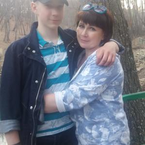 Девушки в Саратове: Татьяна, 52 - ищет парня из Саратова