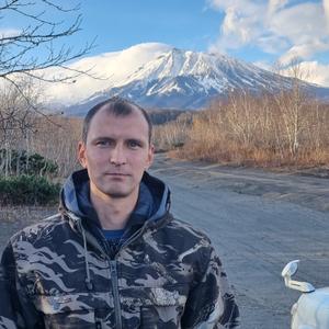 Dmitrii, 39 лет, Петропавловск-Камчатский