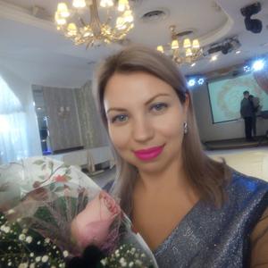 Девушки в Донецке: Надежда, 37 - ищет парня из Донецка