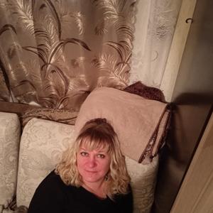 Елена, 47 лет, Свеча