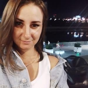 Девушки в Челябинске: Марина, 37 - ищет парня из Челябинска