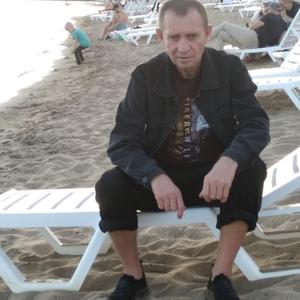 Федор, 48 лет, Калининск
