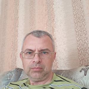 Парни в Саратове: Алексей, 52 - ищет девушку из Саратова