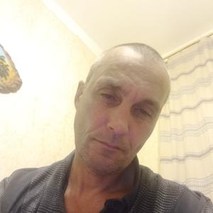 Вячеслав, 48 лет, Сургут