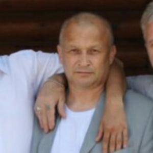 Константин, 56 лет, Псков
