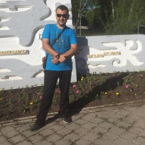 Парни в Бугульме (Татарстан): Эдик, 29 - ищет девушку из Бугульмы (Татарстан)