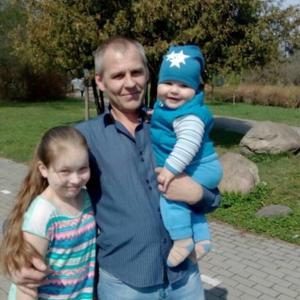 Парни в Твери: Андрей, 47 - ищет девушку из Твери