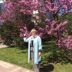 Валентина, 66 лет, Новороссийск