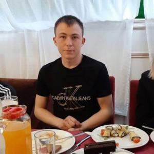 Олег, 25 лет, Оренбург