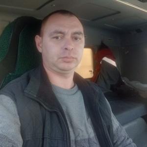 Кирилл, 36 лет, Екатеринбург
