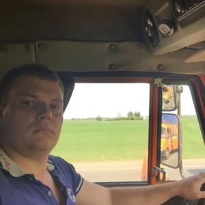 Олег, 25 лет, Брянск