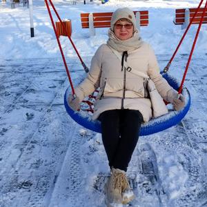 Девушки в Челябинске: Людмила, 64 - ищет парня из Челябинска
