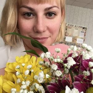 Девушки в Северске: Сабина Пименова, 39 - ищет парня из Северска