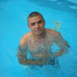 Дмитрий, 37 лет, Бийск
