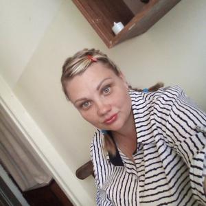 Девушки в Кемерово: Ольга, 36 - ищет парня из Кемерово