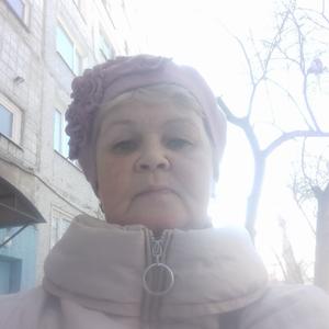 Девушки в Омске: Елена, 61 - ищет парня из Омска