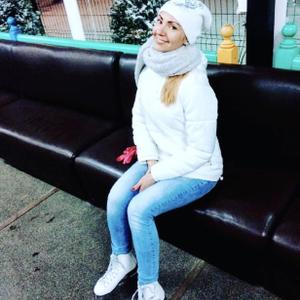Девушки в Калининграде: Olya, 37 - ищет парня из Калининграда