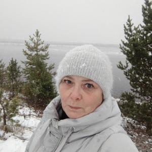 Девушки в Печоре: Ирина, 56 - ищет парня из Печоры