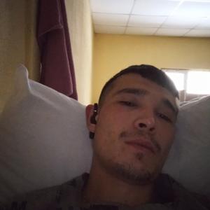 Azamat, 26 лет, Москва