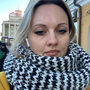 Девушки в Омске: Наталья, 46 - ищет парня из Омска