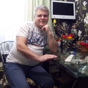 Роман, 61 год, Москва