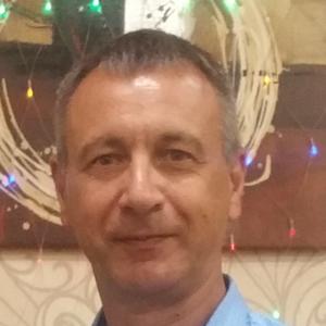 Парни в Ангарске: Сергей, 63 - ищет девушку из Ангарска