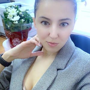 Эльвира, 32 года, Казань