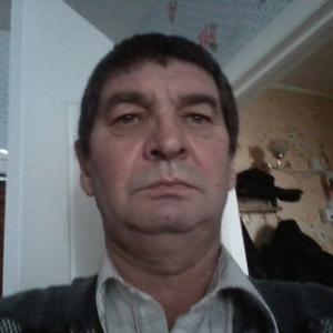 Анатолий, 67 лет, Омск