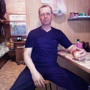 Парни в Волгограде: Сергей, 59 - ищет девушку из Волгограда