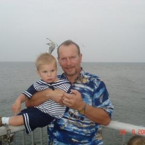 Николай, 66 лет, Калининград