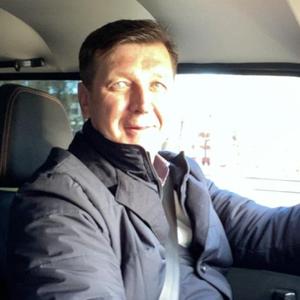 Олег, 53 года, Нижнекамск