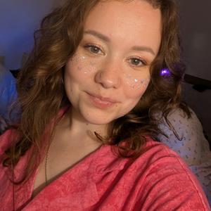 Мен бір жігітті аузына сиғызғанды жақсы көремін Оральды секс жасайтын ананың эротикалық фотосуреттері