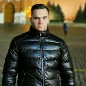 Парни в Воркуте: Илья, 28 - ищет девушку из Воркуты