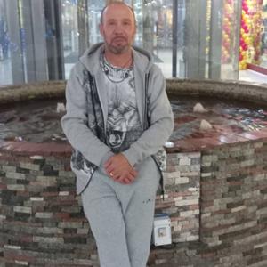 Парни в Ханты-Мансийске: Дима, 52 - ищет девушку из Ханты-Мансийска